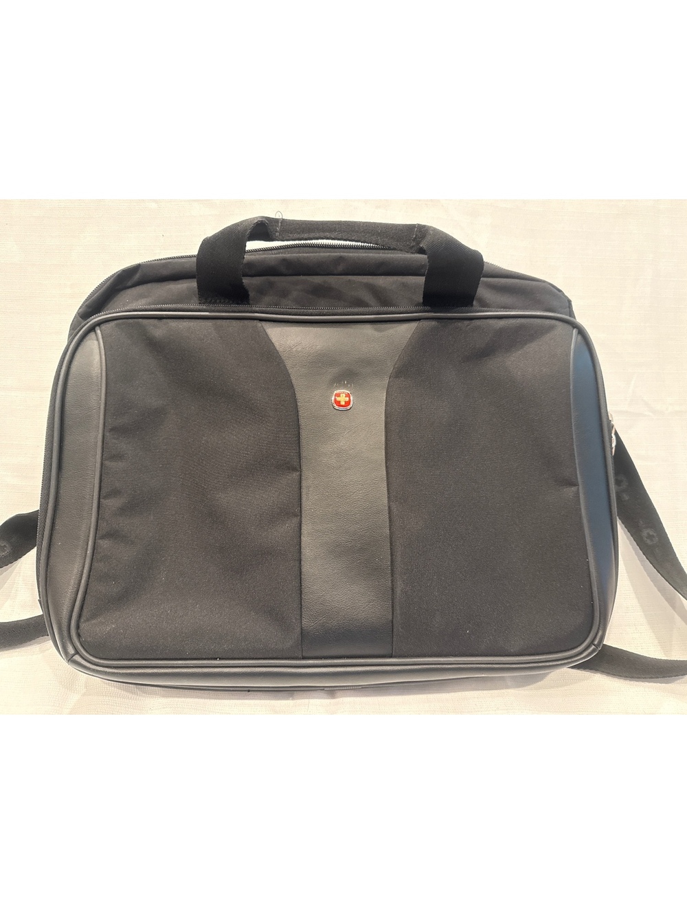 SwissGear Black Laptop Bag with Shoulder Strap and Multiple Compartments